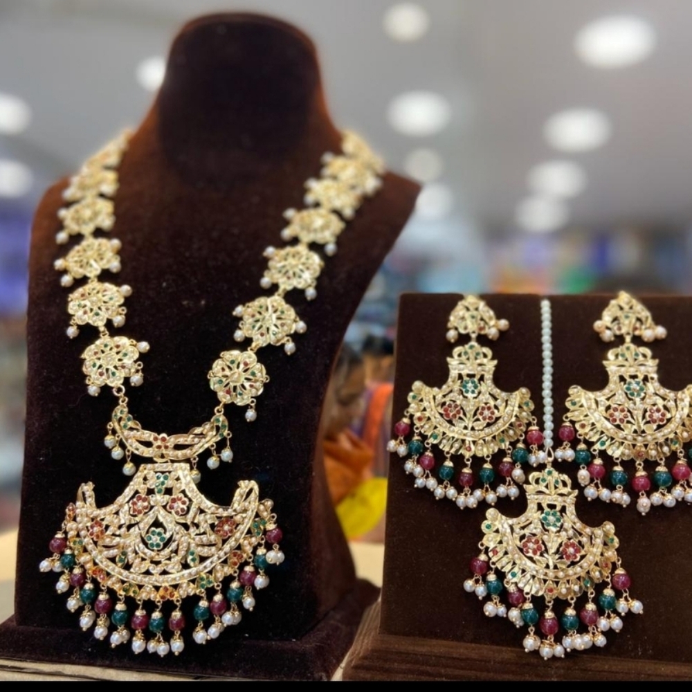 4 piece jewelry set gold plated